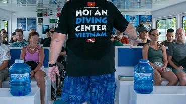 Blue Coral Diving - PADI Dive Center Hoi An Vietnam | Hoi An Diving Center | Safety first, snorkeling and diving boat briefing by The Ginger Panda.
